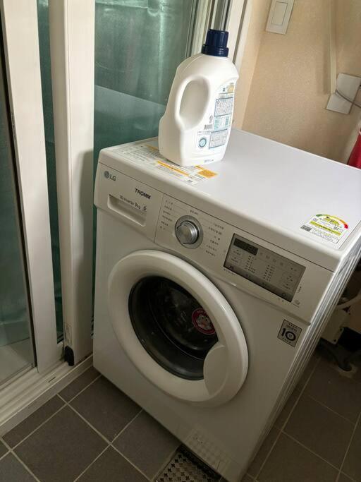 Apartment Nearby Subway, 2 Bedroom Big House